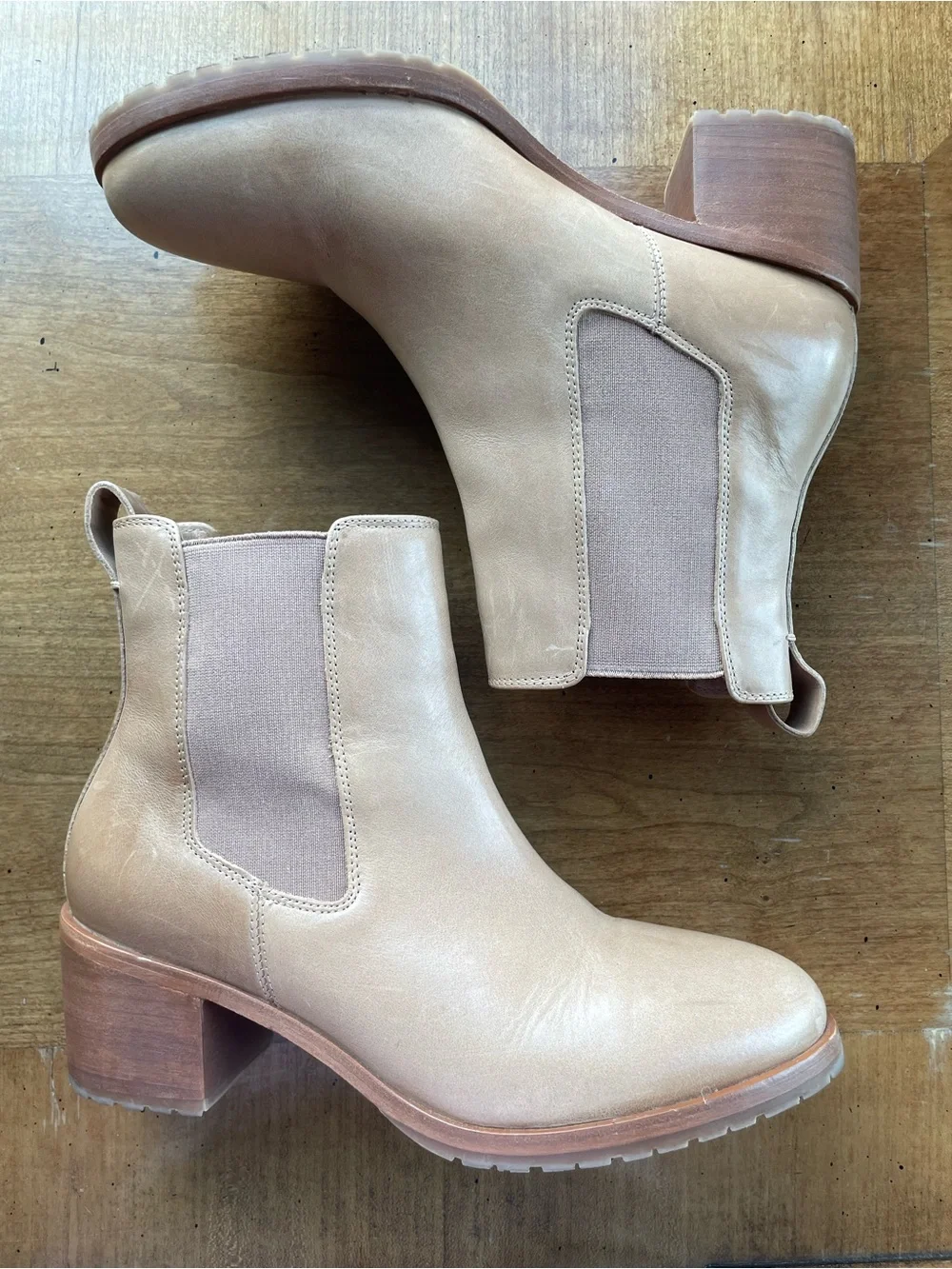 Nisolo Tan Leather Chelsea Ankle Block Heel Booties 9.5